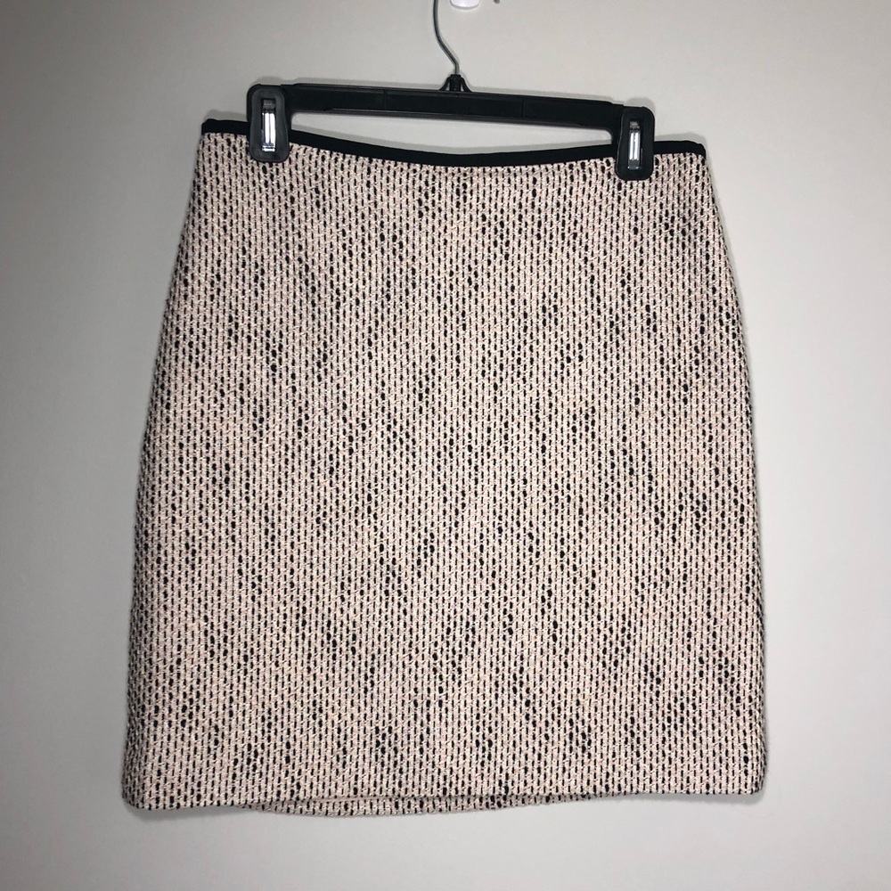 Vince Camuto Tweed Pencil Skirt - Picture 2 of 8